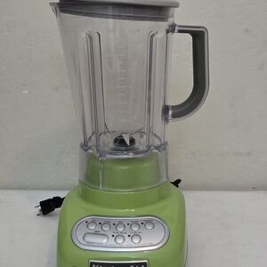 Green Blender with Multiple Settings